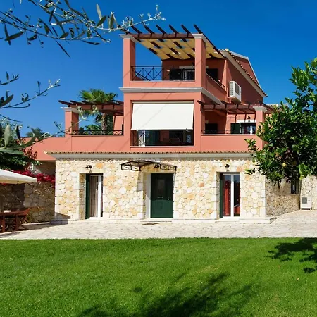 Deluxe Rose With Private Pool