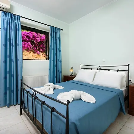 Deluxe Rose With Private Pool Villa *