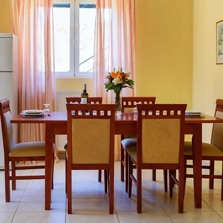 Deluxe Rose With Private Pool Dassia (Corfu)